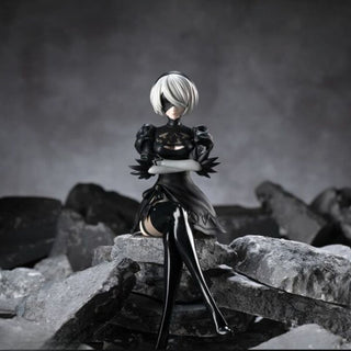 Elegant Android Warrior – Premium Battle-Ready Anime Figurine
