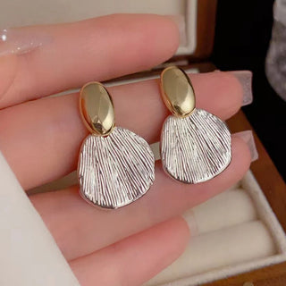 Metal Mirage Earrings – Glam Shell Drop