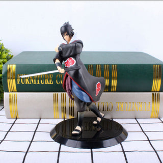 Itachi Uchiha Attack Pose Figurine (17 cm)