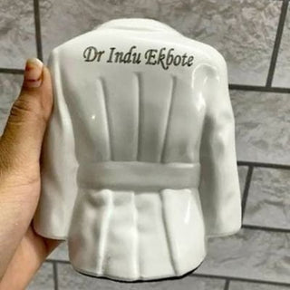 Dashing Doctor Coat Style Pen Stand - Geekmonkey