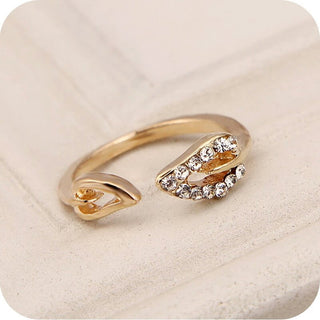 leaves open adjustable ring