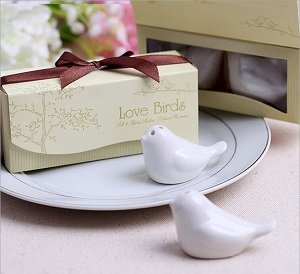 Love bird salt and pepper shaker