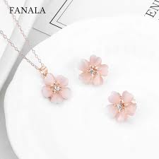 Finest jewellery collections from geekmonkey.in