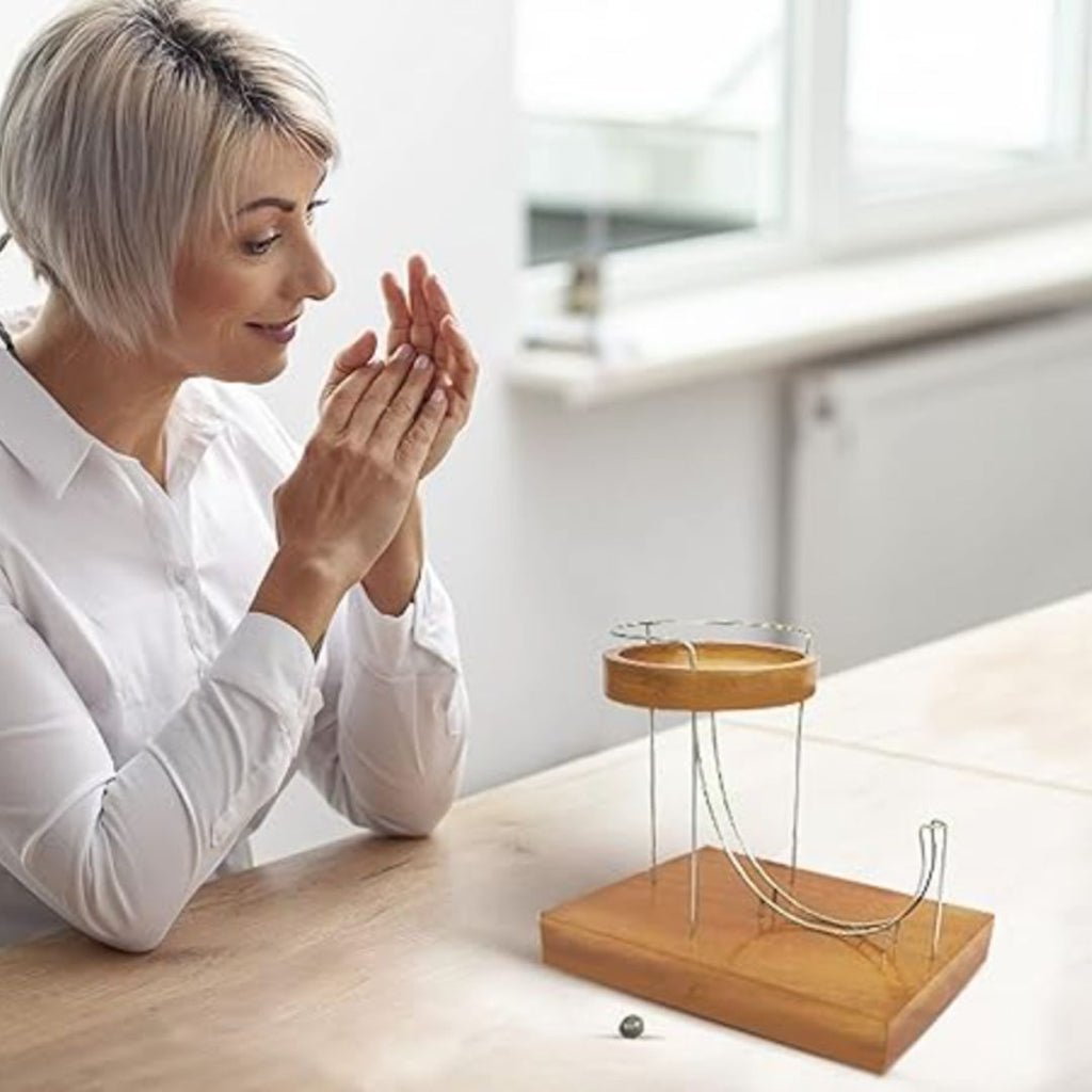 Mesmerizing Motion Machine | Automatic Swing Science Plastic Sculpture ...