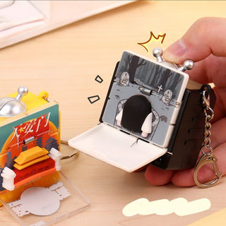 Jump Scare Box Keychain – Mini Stress Relief Surprise Toy
