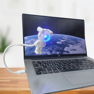 Astronaut USB Projector Light | Tiny Computer Accesories