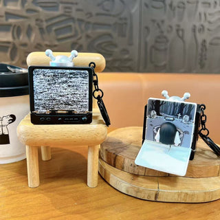 Jump Scare Box Keychain – Mini Stress Relief Surprise Toy