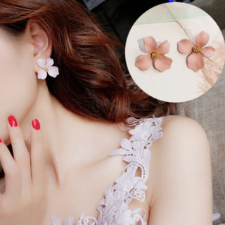 Cute Flower Shaped Ear Studs