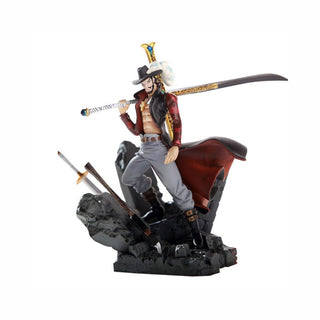 Dashing Dracule Mihawk Figure | Hawkeye Mihawk Collectible Figurine for One Piece Fans