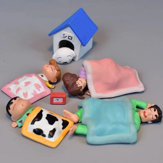 Cute Sleeping Shinchan Family Figurines 