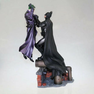 Batman vs. Joker Showdown Diorama | Arkham Batman vs. Joker PVC Collectible Statue