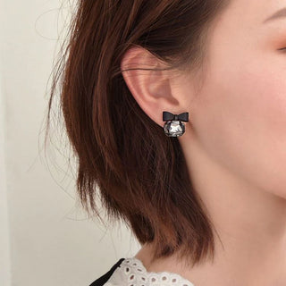 Bow Shaped Earrings | Elegant and Timeless Jewelry