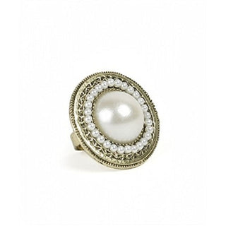Mesmeric Pearl Round Ring