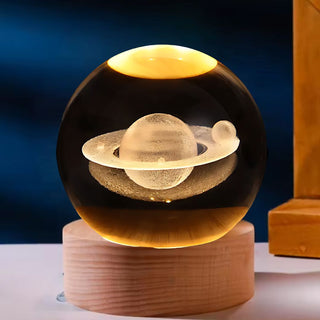 Galaxy at Your Fingertips | Saturn Crystal Lamp