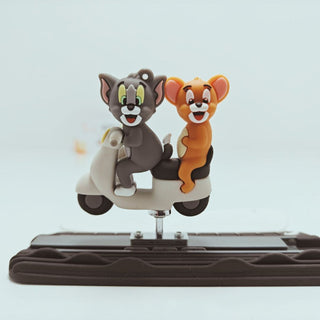 Sliding Tom n Jerry Car Decor | Nostalgia on Wheels!