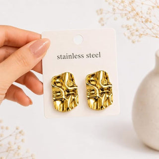 Gloriously Golden Sheet Earrings