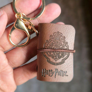 Harry Potter Hogwarts Diary keychain - brown cover