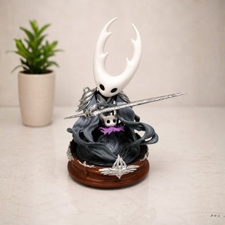 Hollow Knight The Knight Figure