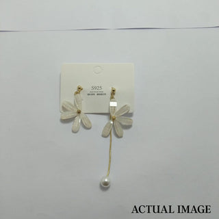 Twist of Daisy – Asymmetrical Floral Drop Earrings with Pearl