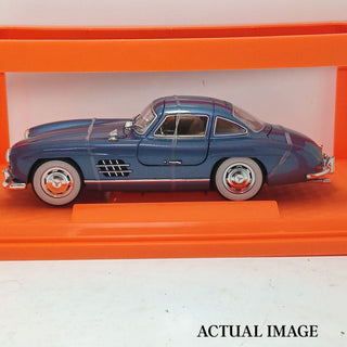 Merc-Benz 300 SL “Gullwing” Die-Cast Model Car – 1:24 Scale Metal Replica
