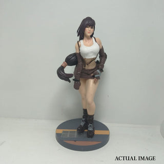 Tifa Lockhart Figurine | Final Fantasy VII Inspired Figure