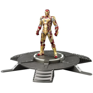 ZD Toys Iron Man Mark 42 Light-Up Base Set 