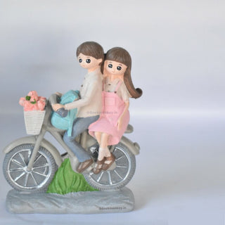 Love Journey - Cute Couple Figurine