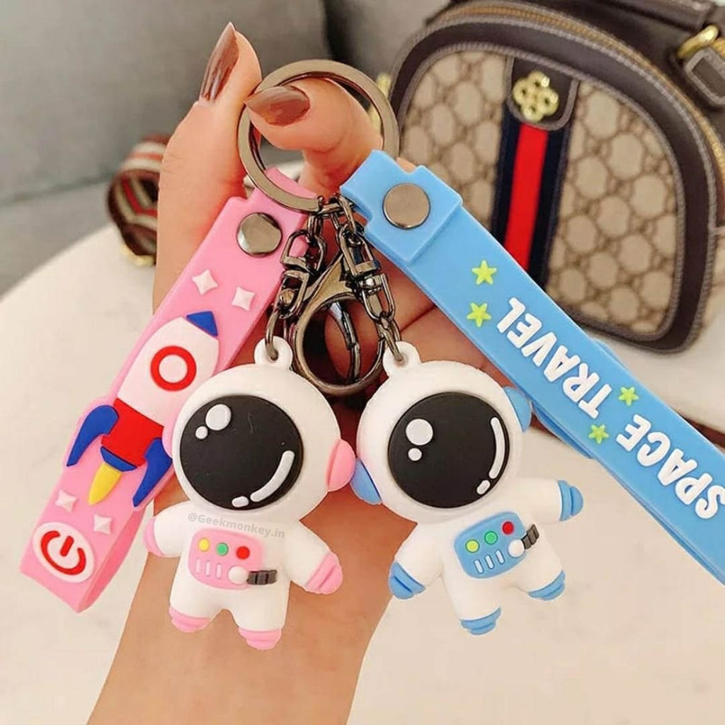 Silicon Astronaut Keychain - Heavy 3D keychain – Geekmonkey