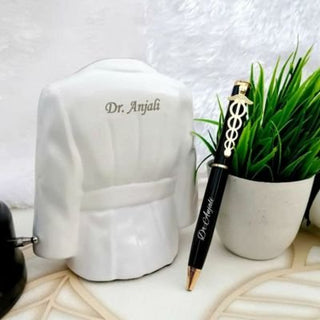 Dashing Doctor Coat Style Pen Stand